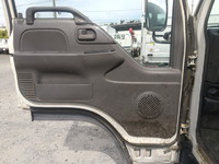 いすゞエルフアルミブロック小型（2t・3t）[写真26]