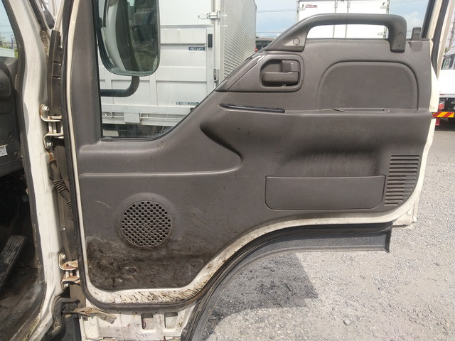 いすゞエルフアルミブロック小型（2t・3t）[写真27]