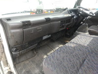 いすゞエルフアルミブロック小型（2t・3t）[写真32]