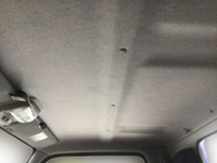 三菱ふそうキャンターガッツ平ボディ小型（2t・3t）[写真18]