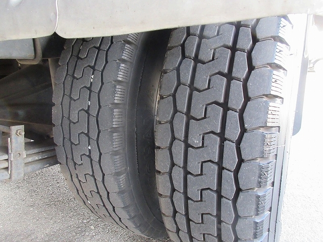 トヨタトヨエースアルミバン小型（2t・3t）[写真22]