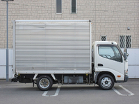 トヨタトヨエースアルミバン小型（2t・3t）[写真04]