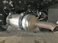 三菱ふそうキャンターガッツ平ボディ小型（2t・3t）[写真18]