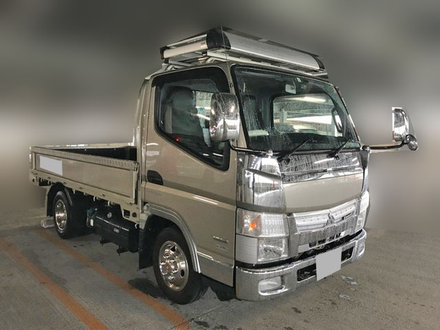 三菱ふそうキャンターガッツ平ボディ小型（2t・3t）[写真03]