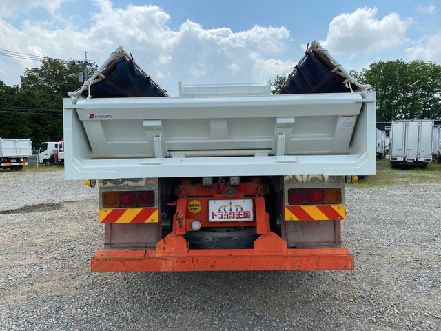 三菱ふそうスーパーグレートダンプ大型（10t）[写真11]