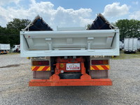 三菱ふそうスーパーグレートダンプ大型（10t）[写真11]