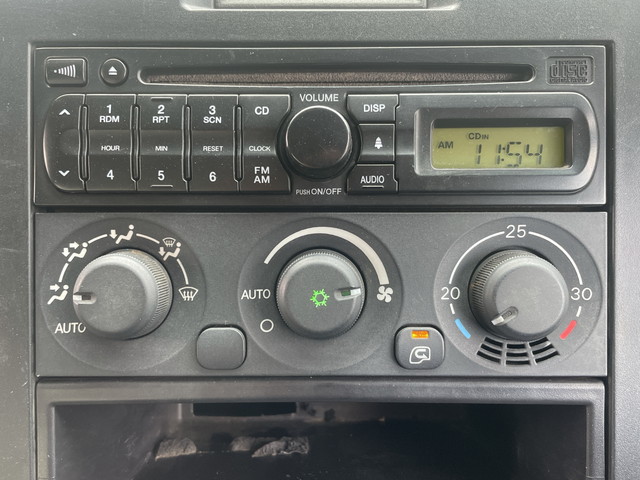 三菱ふそうスーパーグレートダンプ大型（10t）[写真35]