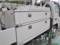 いすゞエルフ高所作業車小型（2t・3t）[写真13]