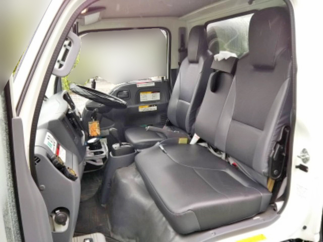 いすゞエルフ高所作業車小型（2t・3t）[写真28]