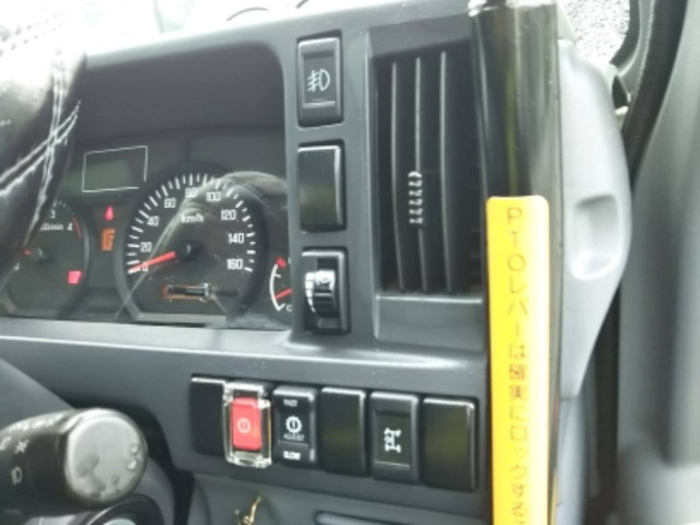 いすゞエルフ高所作業車小型（2t・3t）[写真35]