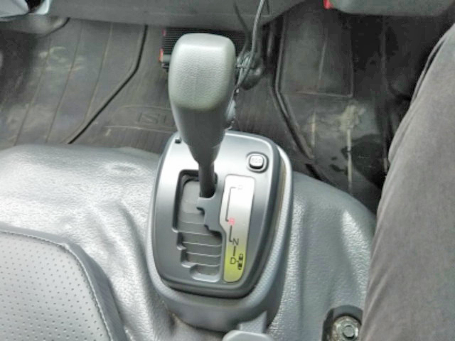 いすゞエルフ高所作業車小型（2t・3t）[写真36]