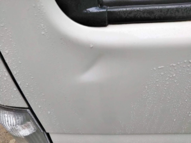 いすゞエルフ高所作業車小型（2t・3t）[写真38]