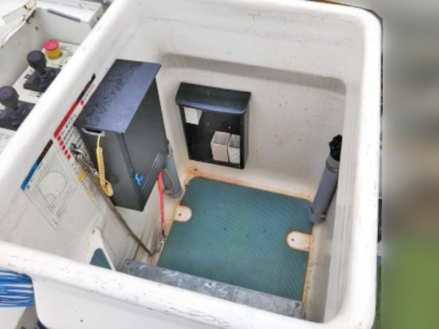 いすゞエルフ高所作業車小型（2t・3t）[写真08]