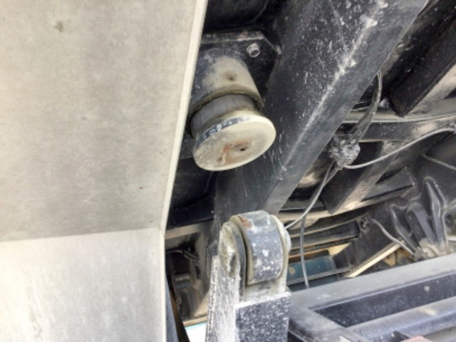 日野プロフィアダンプ大型（10t）[写真12]