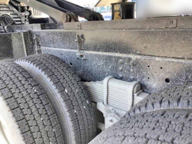 日野プロフィアダンプ大型（10t）[写真15]