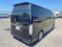 トヨタハイエースキャンピングカー小型（2t・3t）[写真02]