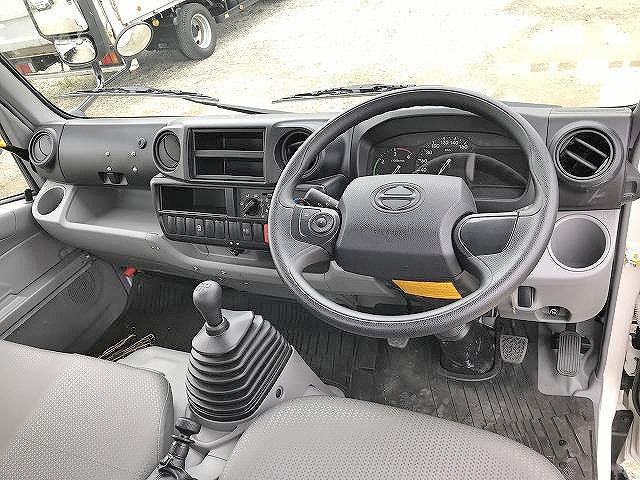 日野デュトロ平ボディ小型（2t・3t）[写真14]