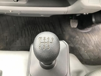 日野デュトロ平ボディ小型（2t・3t）[写真18]