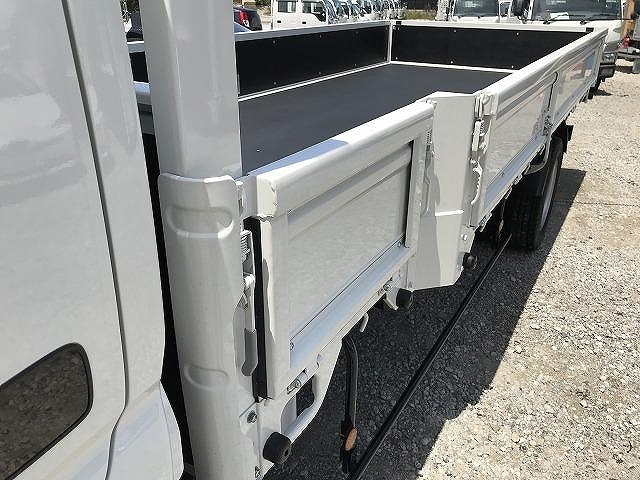 日野デュトロ平ボディ小型（2t・3t）[写真32]