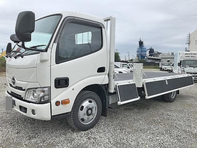 日野デュトロ平ボディ小型（2t・3t）[写真05]