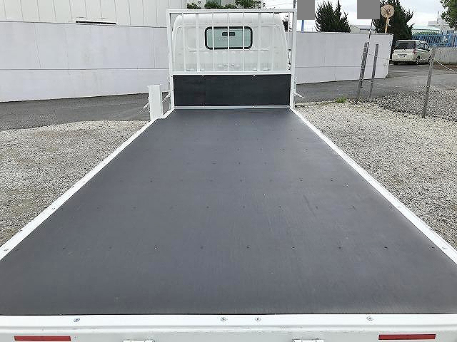 日野デュトロ平ボディ小型（2t・3t）[写真09]