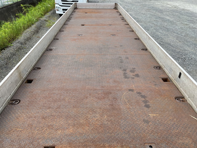 UDトラックスビッグサムアルミブロック大型（10t）[写真16]