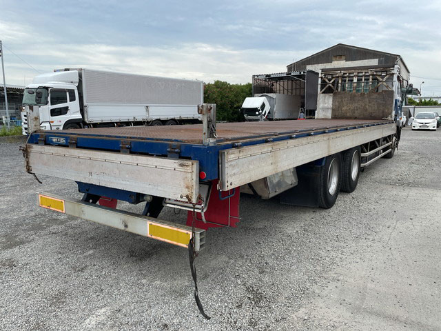 UDトラックスビッグサムアルミブロック大型（10t）[写真02]