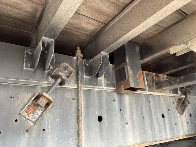 UDトラックスビッグサムアルミブロック大型（10t）[写真22]