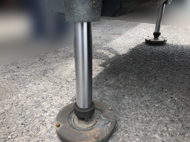 いすゞエルフ高所作業車小型（2t・3t）[写真13]