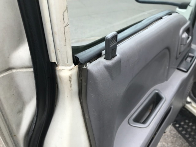 いすゞエルフ高所作業車小型（2t・3t）[写真25]