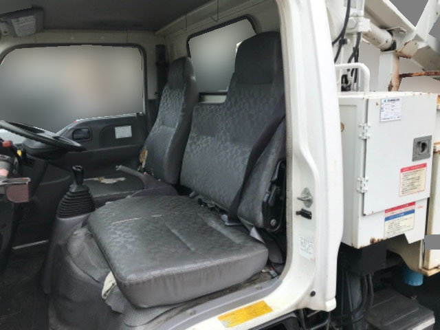 いすゞエルフ高所作業車小型（2t・3t）[写真26]