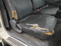 いすゞエルフ高所作業車小型（2t・3t）[写真28]