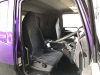 三菱ふそうファイター冷蔵冷凍ウイング中型（4t）[写真26]