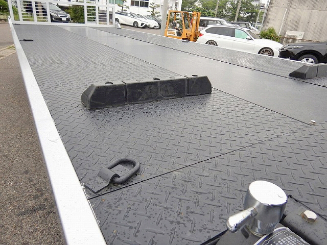 日野レンジャーセーフティローダー中型（4t）[写真09]