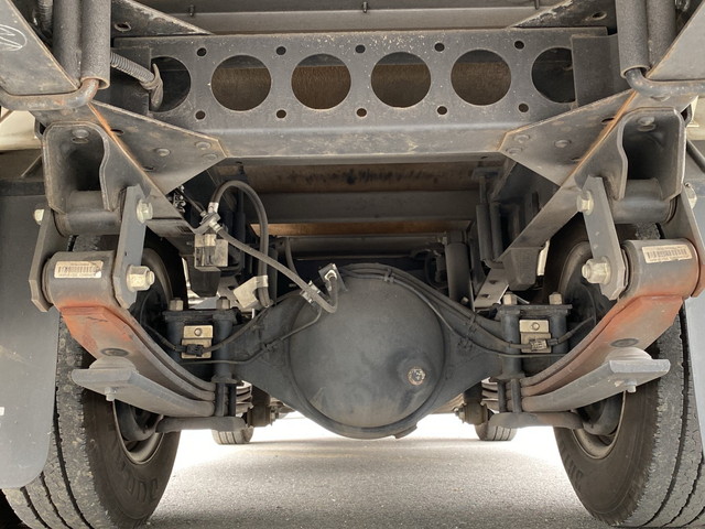 いすゞエルフアルミバン小型（2t・3t）[写真24]