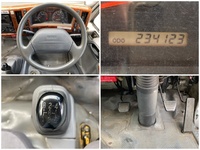 いすゞエルフアルミバン小型（2t・3t）[写真37]