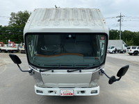 いすゞエルフアルミバン小型（2t・3t）[写真09]