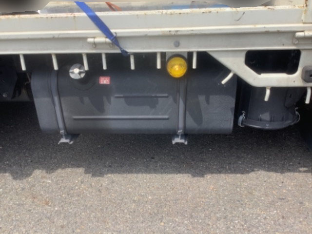 トヨタトヨエース平ボディ小型（2t・3t）[写真09]