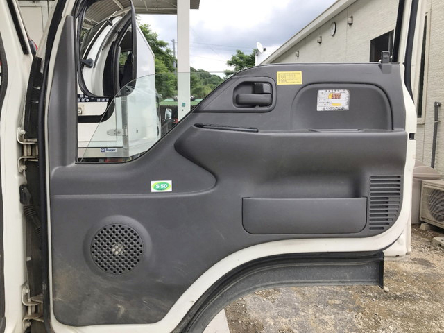 いすゞエルフ平ボディ小型（2t・3t）[写真29]