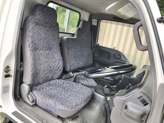 いすゞエルフ平ボディ小型（2t・3t）[写真30]