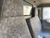 日野デュトロ平ボディ小型（2t・3t）[写真10]