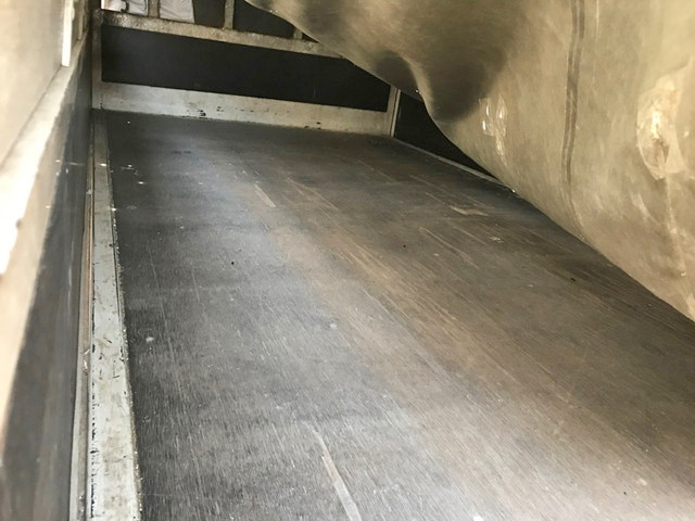 日野デュトロ平ボディ小型（2t・3t）[写真04]