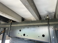 日野プロフィアパネルウイング大型（10t）[写真20]