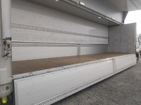 日野プロフィアパネルウイング大型（10t）[写真09]