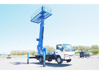 いすゞエルフ高所作業車小型（2t・3t）[写真10]