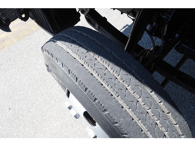 いすゞエルフ高所作業車小型（2t・3t）[写真27]