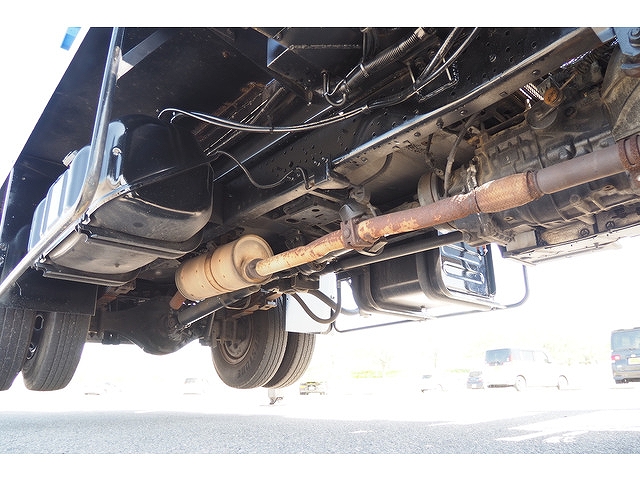 いすゞエルフ高所作業車小型（2t・3t）[写真34]