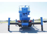 いすゞエルフ高所作業車小型（2t・3t）[写真09]