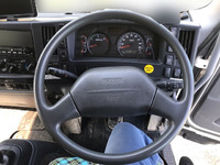 いすゞフォワードアームロール増トン（6t・8t）[写真15]