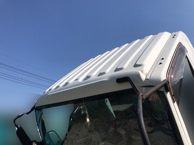 いすゞフォワードアームロール増トン（6t・8t）[写真02]